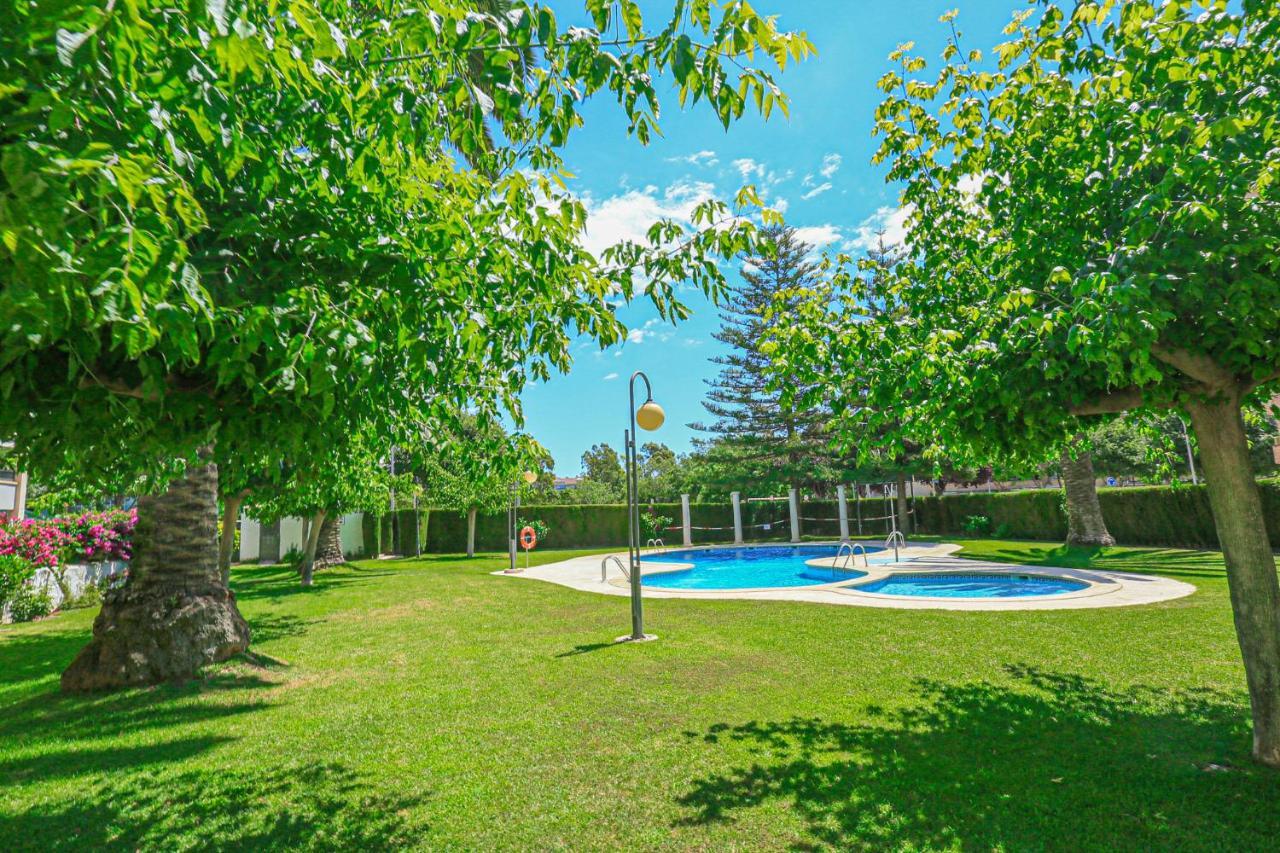Regata Litoral Costa Dorada - Only Families Apartment กัมบริลส์ ภายนอก รูปภาพ