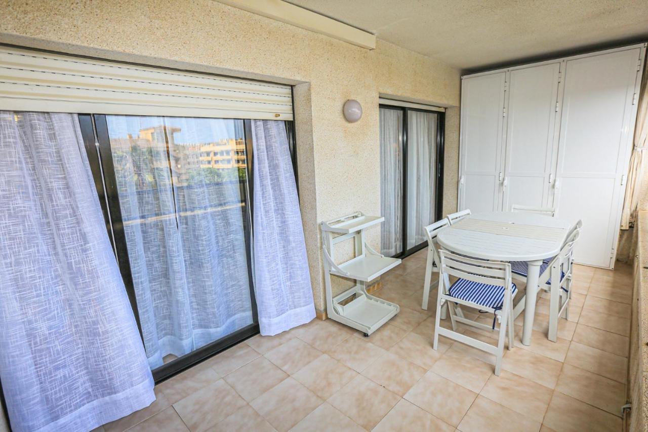 Regata Litoral Costa Dorada - Only Families Apartment กัมบริลส์ ภายนอก รูปภาพ