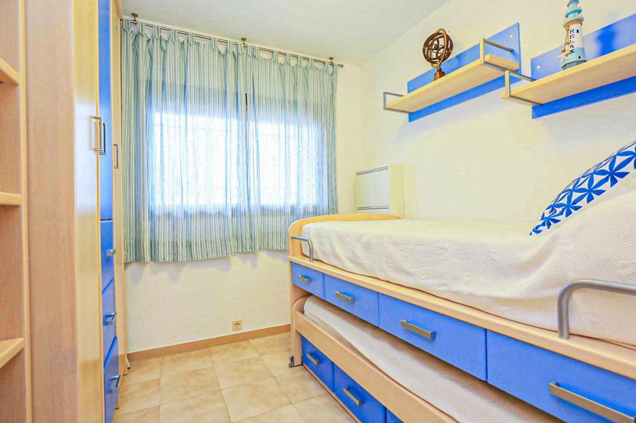 Regata Litoral Costa Dorada - Only Families Apartment กัมบริลส์ ภายนอก รูปภาพ