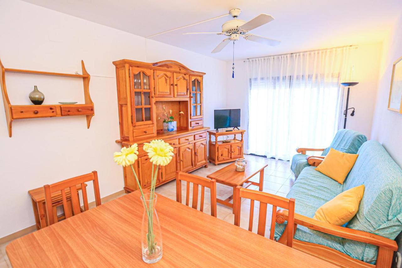 Regata Litoral Costa Dorada - Only Families Apartment กัมบริลส์ ภายนอก รูปภาพ