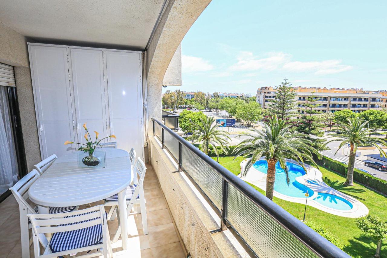 Regata Litoral Costa Dorada - Only Families Apartment กัมบริลส์ ภายนอก รูปภาพ