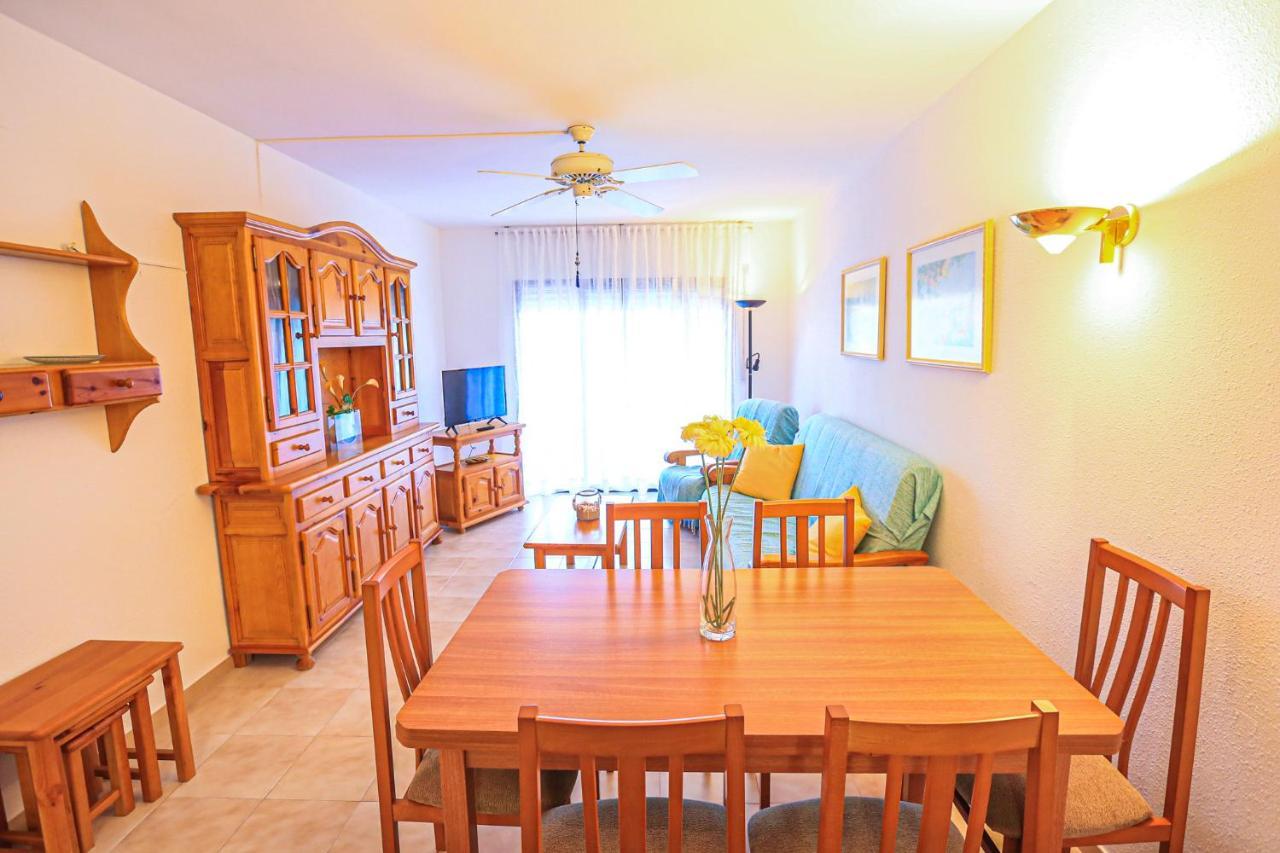 Regata Litoral Costa Dorada - Only Families Apartment กัมบริลส์ ภายนอก รูปภาพ