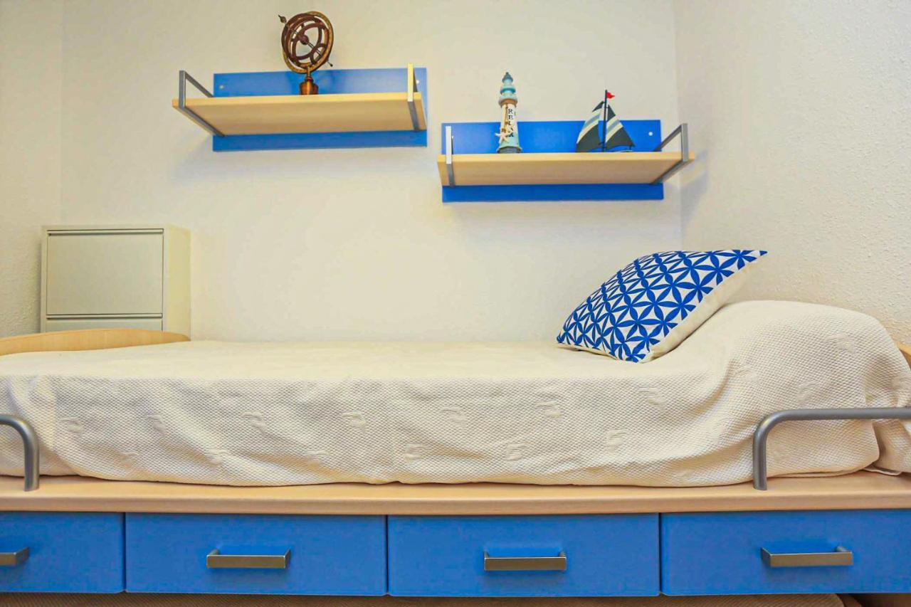 Regata Litoral Costa Dorada - Only Families Apartment กัมบริลส์ ภายนอก รูปภาพ